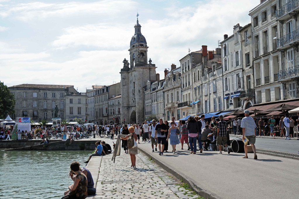 Promenade en bas des appartements