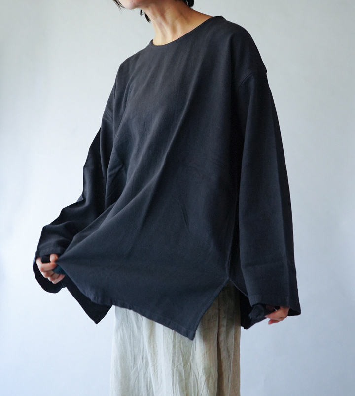ヂェン先生の日常着 長袖Tシャツチュニック - ANANDASIA