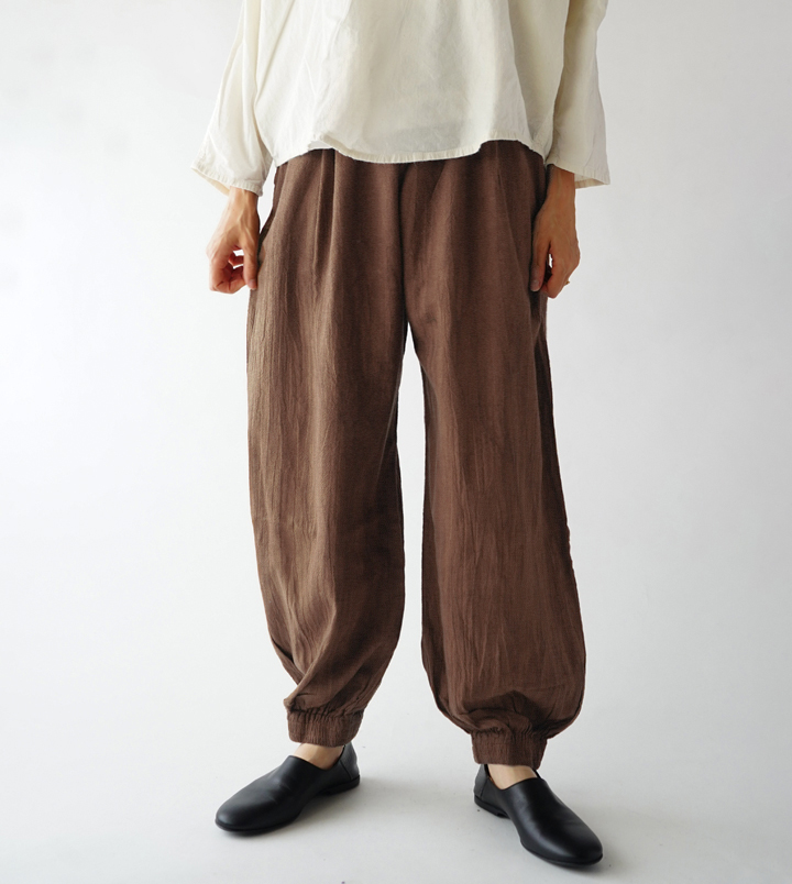 【新品未使用】ヂェン先生の日常着、バルーンパンツ、Mサイズ ヂェン先生の日常着 バルーンパンツスリム厚手 - ANANDASIA