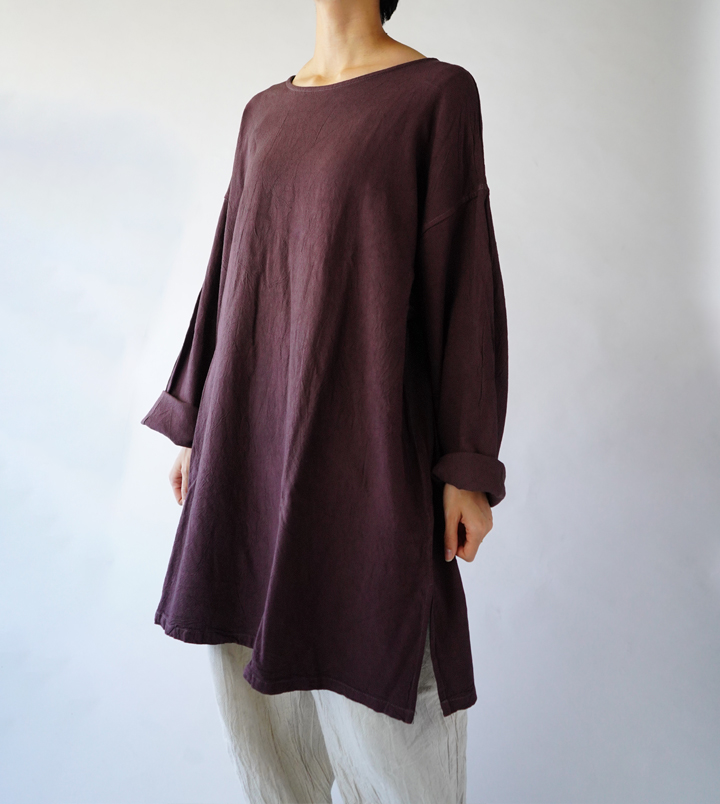 ヂェン先生の日常着 長袖Tシャツチュニック - ANANDASIA ヂェン先生の日常着 長袖Tシャツチュニック - ANANDASIA