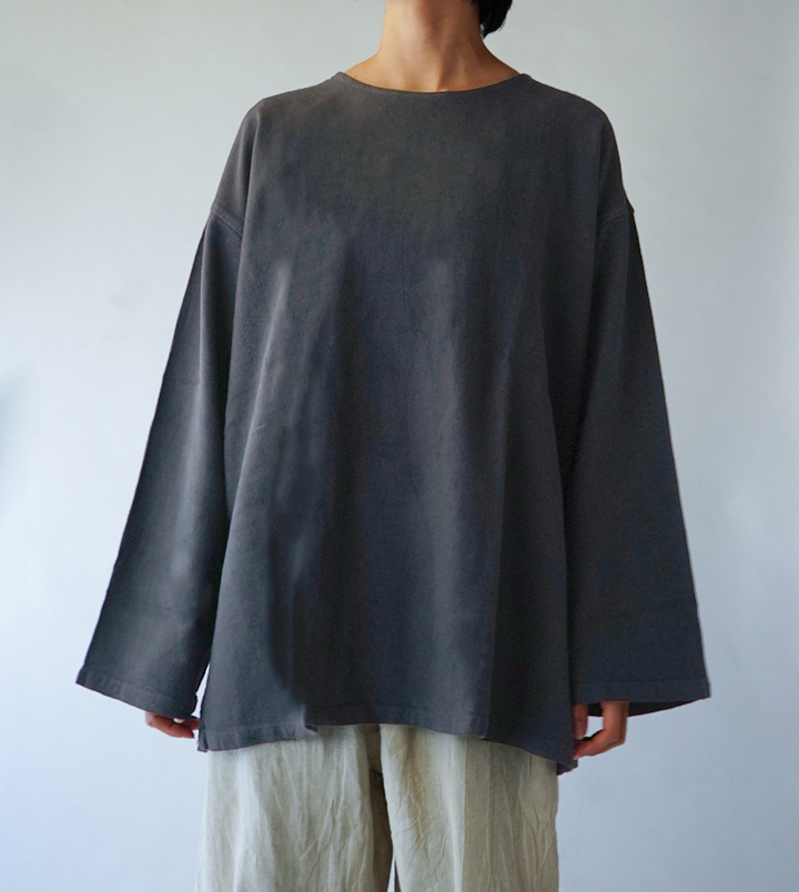 ヂェン先生の日常着 長袖Tシャツチュニック - ANANDASIA ヂェン先生の日常着 長袖Tシャツチュニック - ANANDASIA