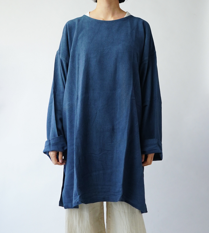 ヂェン先生の日常着 長袖Tシャツチュニック - ANANDASIA