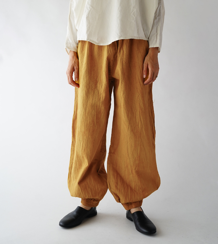 ヂェン先生の日常着 バルーンパンツスリム厚手 - ANANDASIA