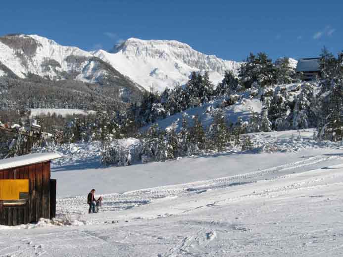 Centre de pleine nature du Grand Puy, randonnée raquette et ski