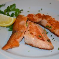 "Salmone alla griglia" - gebratener Lachs