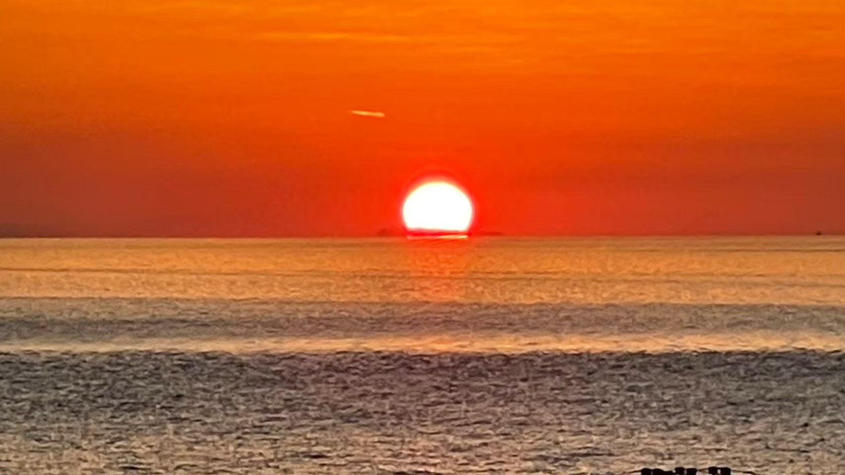 庭からの夕日
