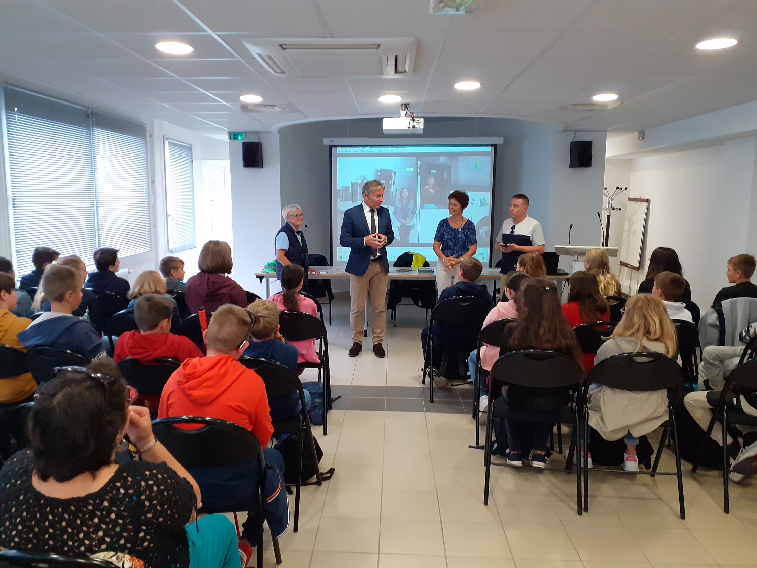 AUBIGNY-EN-ARTOIS COLLÈGE JEAN MONNET LE 8 SEPTEMBRE 2022