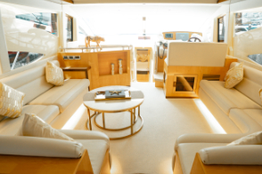 YACHTCHARTER DUBAI