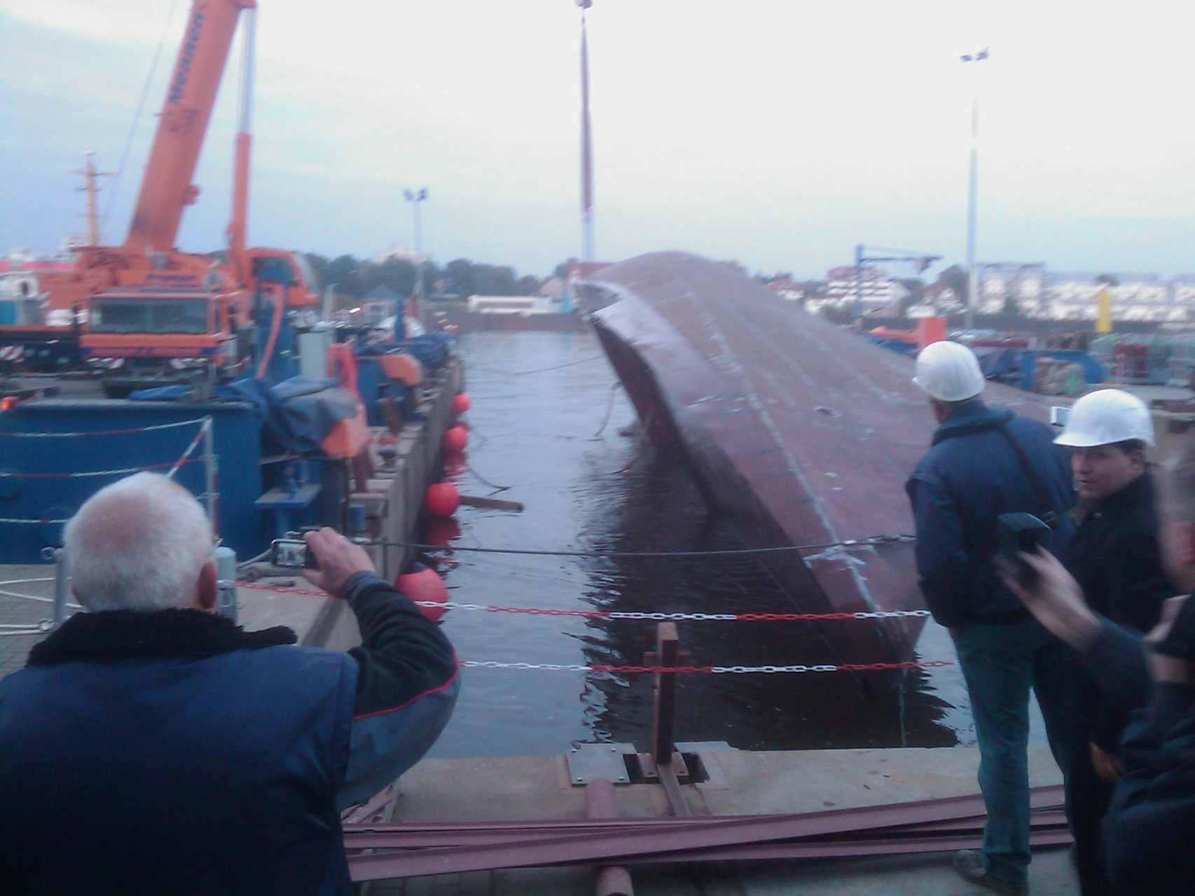 Hull turn over of the 40m patrol boat