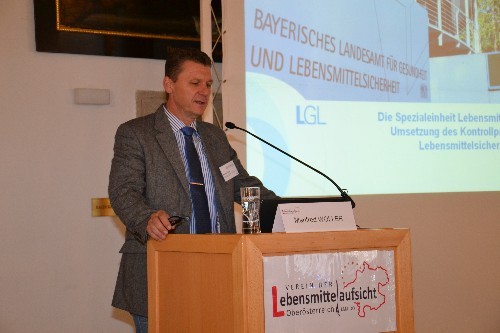 Manfred Woller als Vertreter des Bayrischen Landesamtes für Gesundheit und Lebensmittelsicherheit
