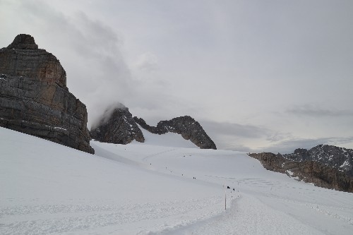 Ein Teil vom Gletscher  - Weg zum hohen Dachstein - 2996m!