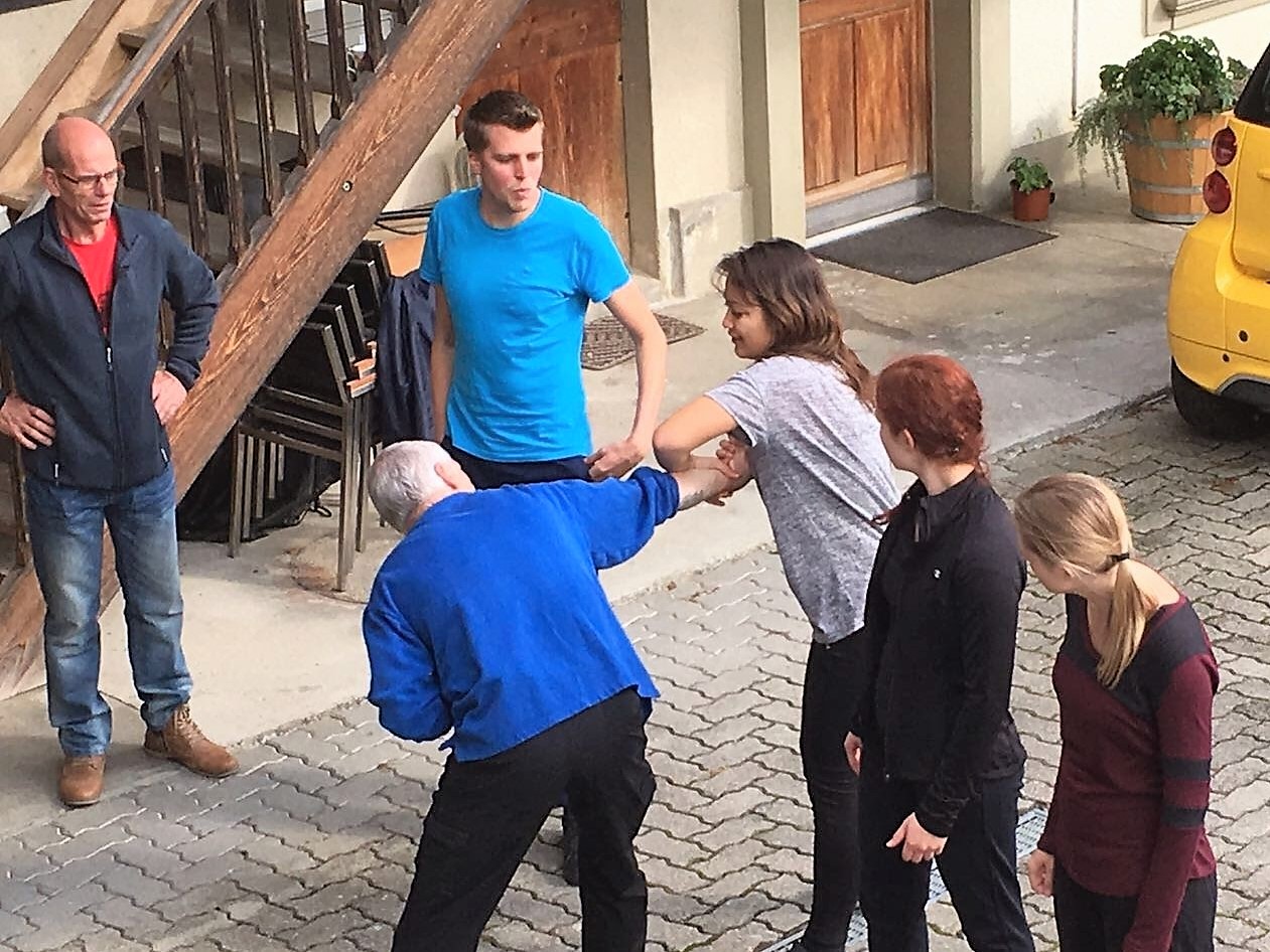 Sicherheit / Selbstverteidigung im Alltag - m-o-k Sicherheit & Training ...