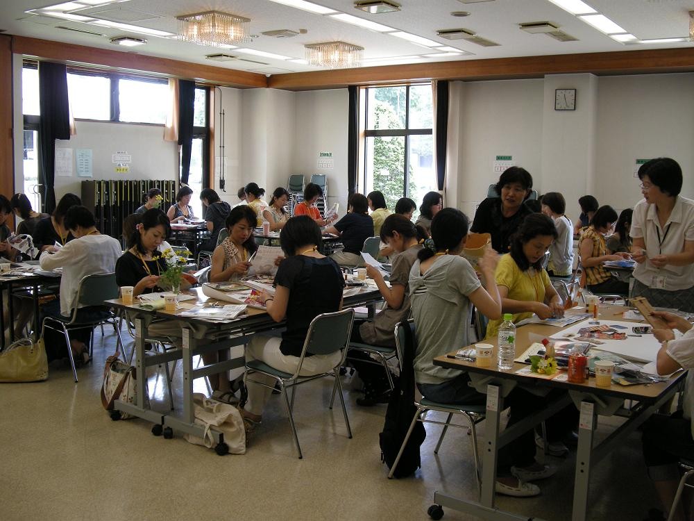 アロマコラージュ療法誕生のきっかけとなった2009年7月15日宇都宮市民大学　