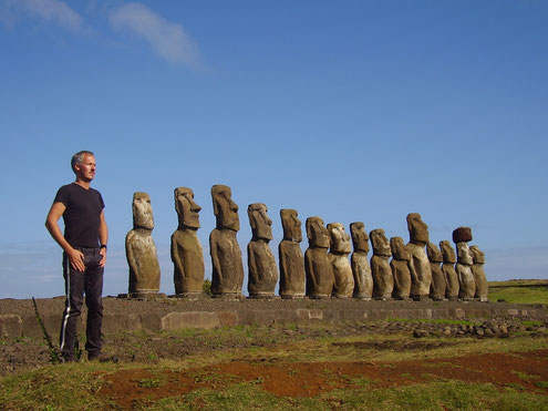 Reisen auf die Osterinsel, zu den Moai, in die Atacamawüste und nach Santiago de Chile