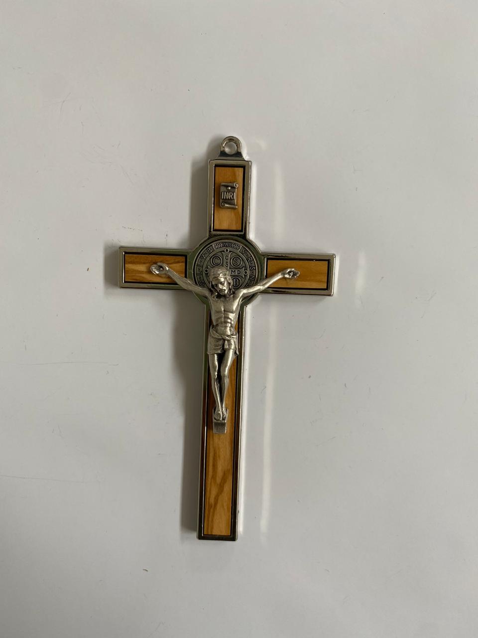 Cruz de San Benito madera/metal