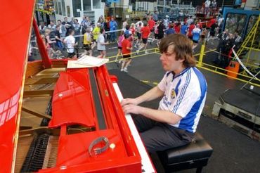 2004 Bochum Ruhrmarathon (Klavierfestival Ruhr)