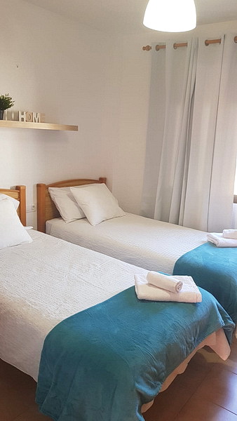 Das 2.Schlafzimmer auch mit Einzelbetten. 