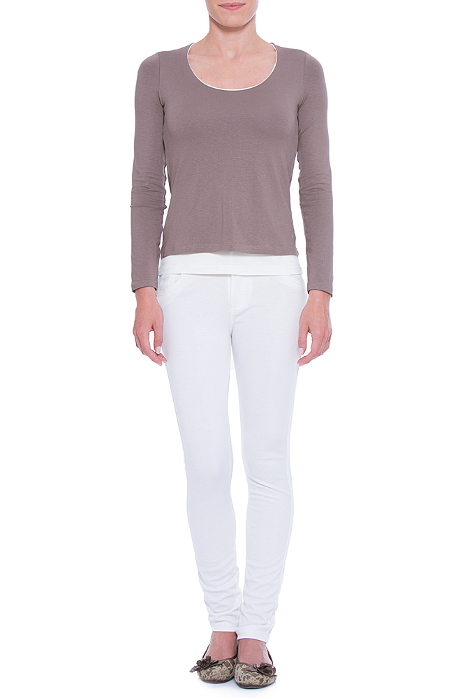 Taupe