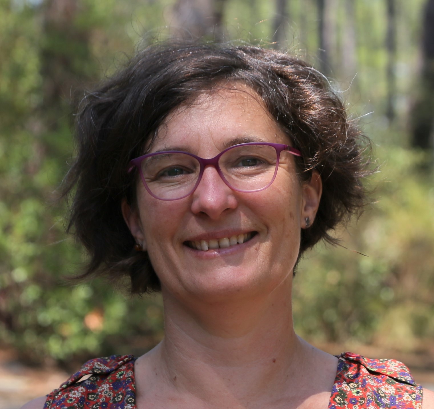 Isabelle, animatrice des cycles d'ateliers "Parler/écouter" et des cafés des parents