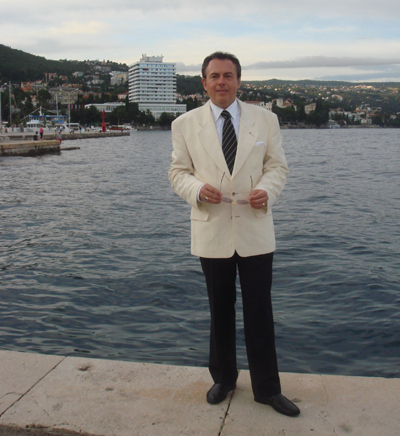 Michael Alexander Grandits, Inh. & Chefredakteur M.A. Grandits Verlag © MAG Lifestyle & Reisemagazin