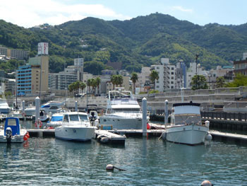 熱海・スパマリーナの全景