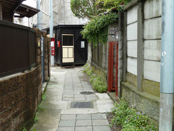神奈川県・鎌倉の裏通りのカフェ「ミルクホール」