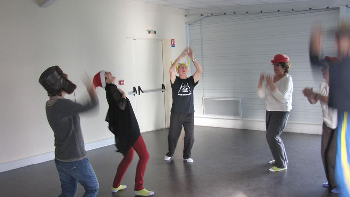 Atelier de yoga du rire à Saint orens, décembre 2015