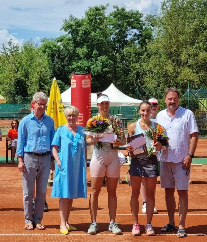 Cati Pella siegt bei Neuenhagen Open