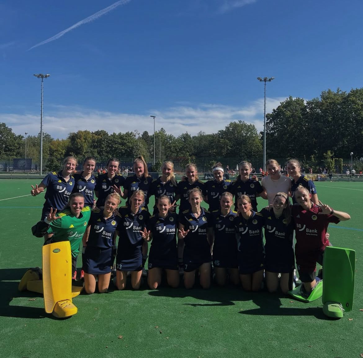 1. Hockeydamen: Ecke, Ecke, Ecke, Tor