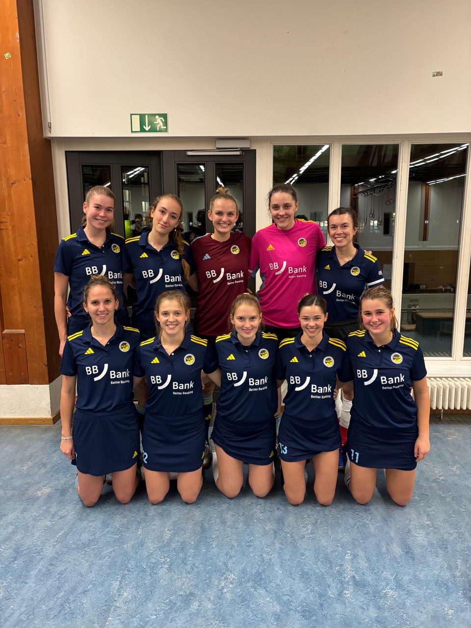 1. Hockeydamen: Saisonstart mit drei Punkten