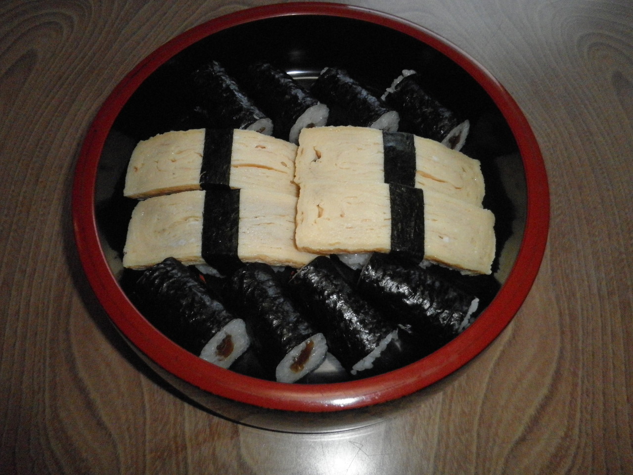 のり玉寿司 800円