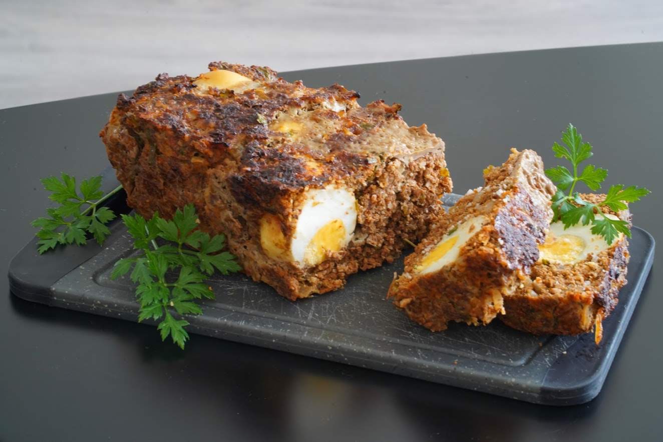 Hackbraten mit Ofengemüse | schnell zubereitet, low carb und proteinreich