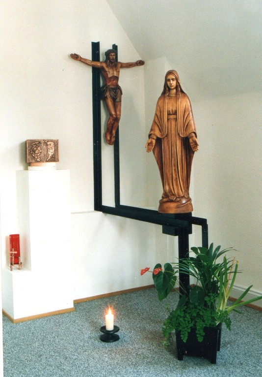Crocifisso e Immacolata, legno di ciliegio, Missionarie "P.Kolbe" (Lussemburgo) 1992