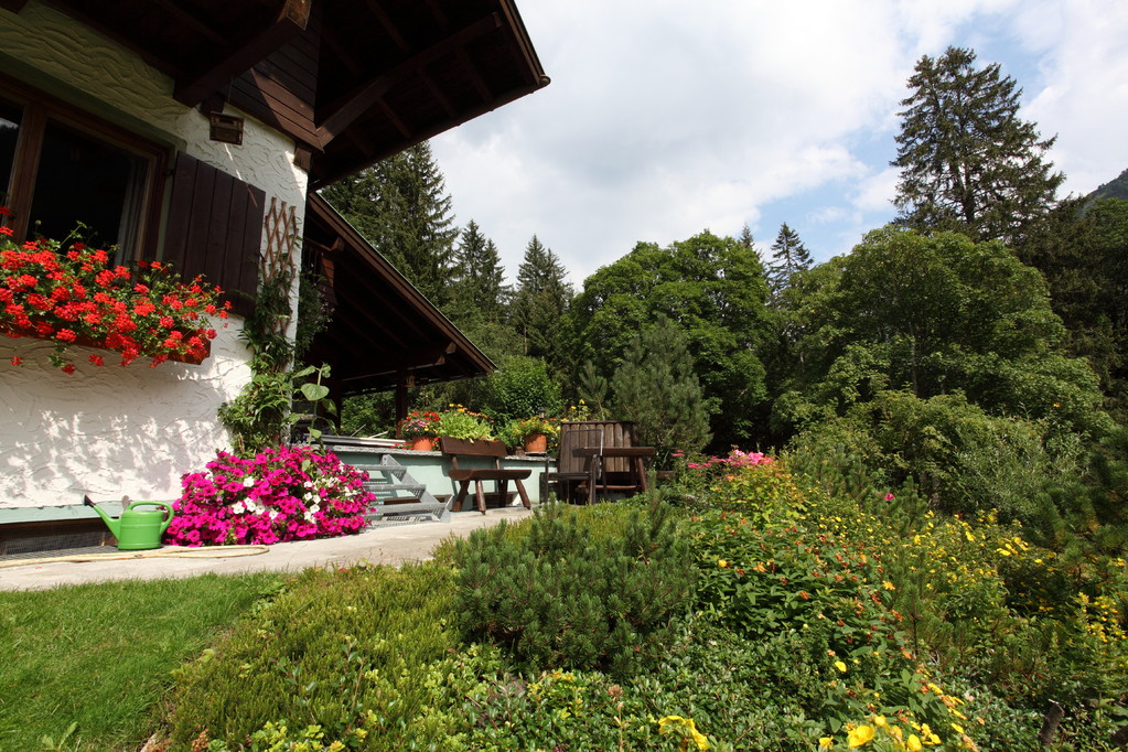 Startseite - Ferienwohnungen im Haus Erika im Kleinwalsertal