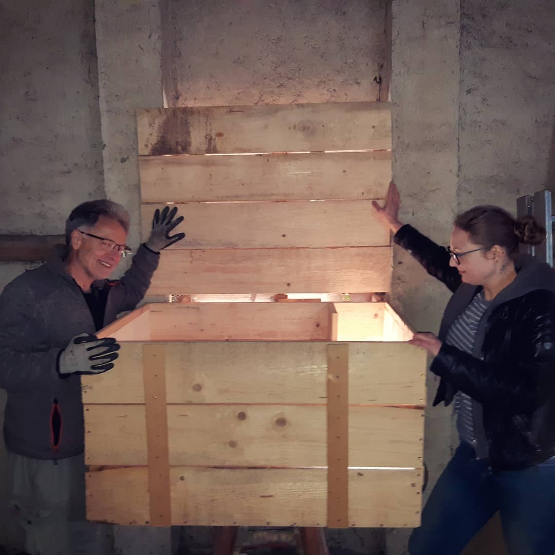 Begutachtung des Schleiereulenkasten © Hilarius Häußler