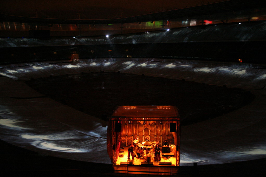 Paris 2005 "Unsere fahrbare Bühne im Stade de France"