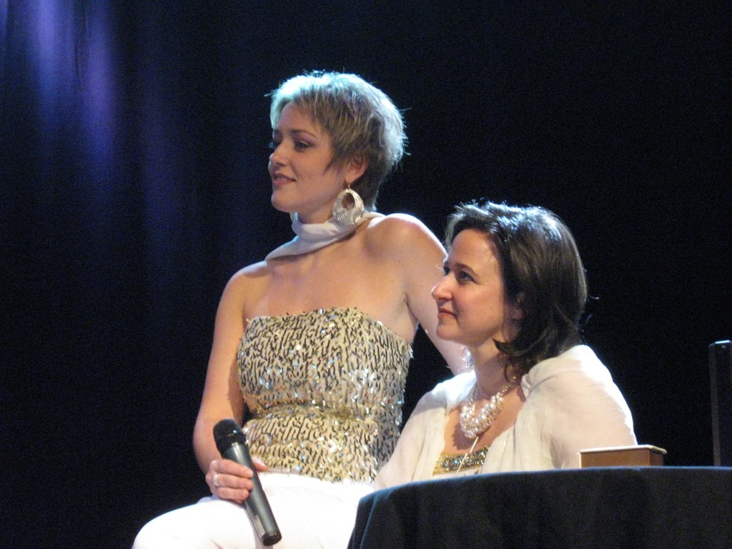 Mit Miriam beim Weihnachtsprogramm der Velvet Voices im Porgy&Bess 2009