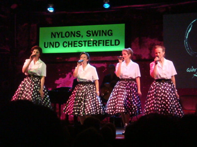 Die V.V. in Louise Martini´s Show im Petticoat, Kammerspielen 2009