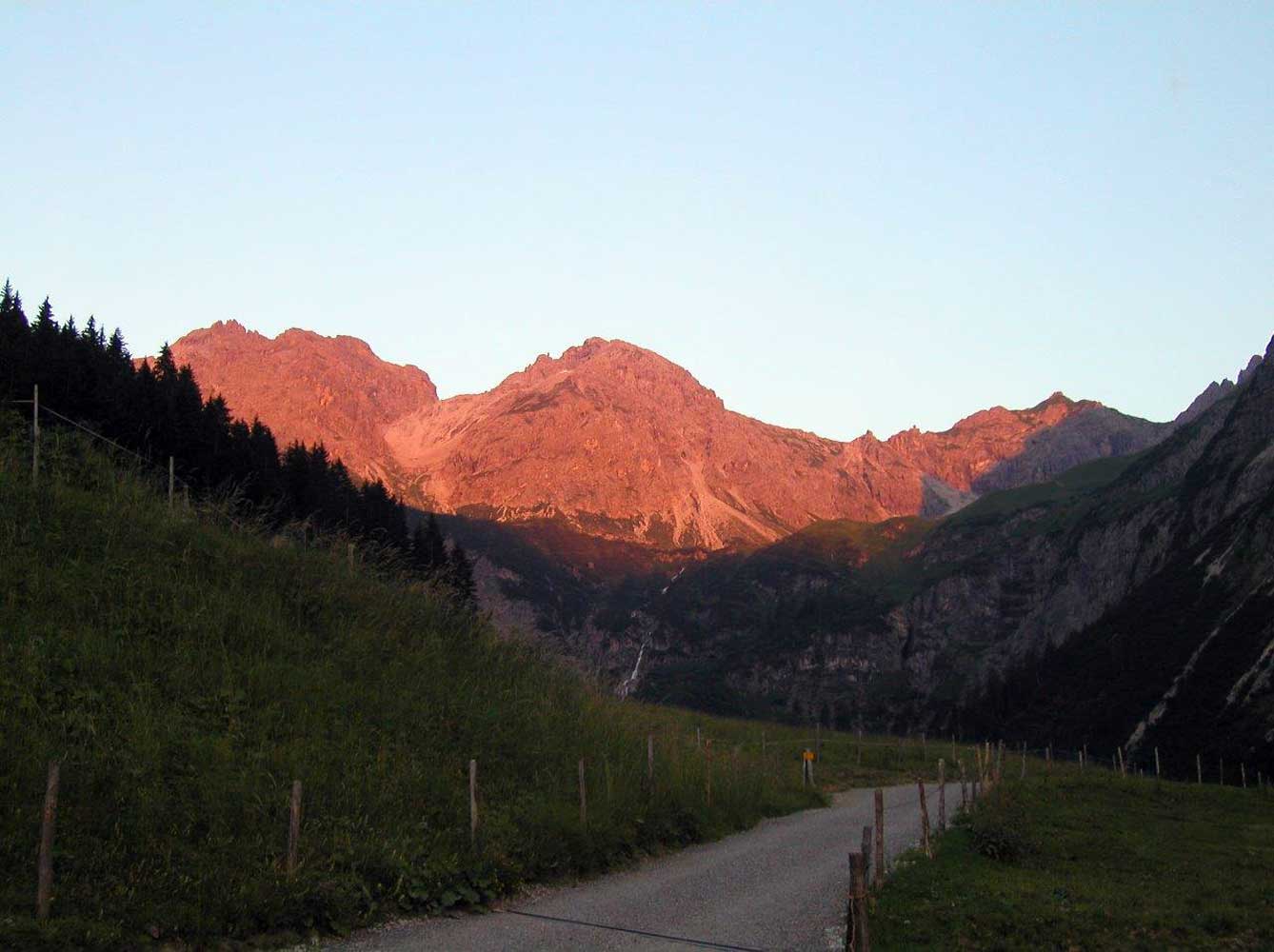 Innere Wiesalpe Kleinwalsertal, Ausflugsziel, Alpe, Brotzeit – Sommerstimmung