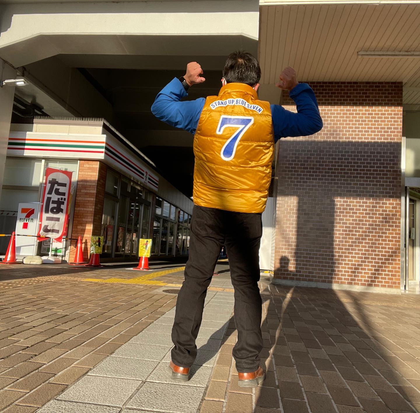 2023年1月4日（水）ＡＭ7:30 JR堅田駅 新年あけての初めての朝の挨拶運動。