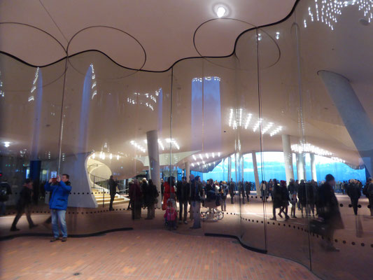 Bild: Foyer Elbphilharmonie