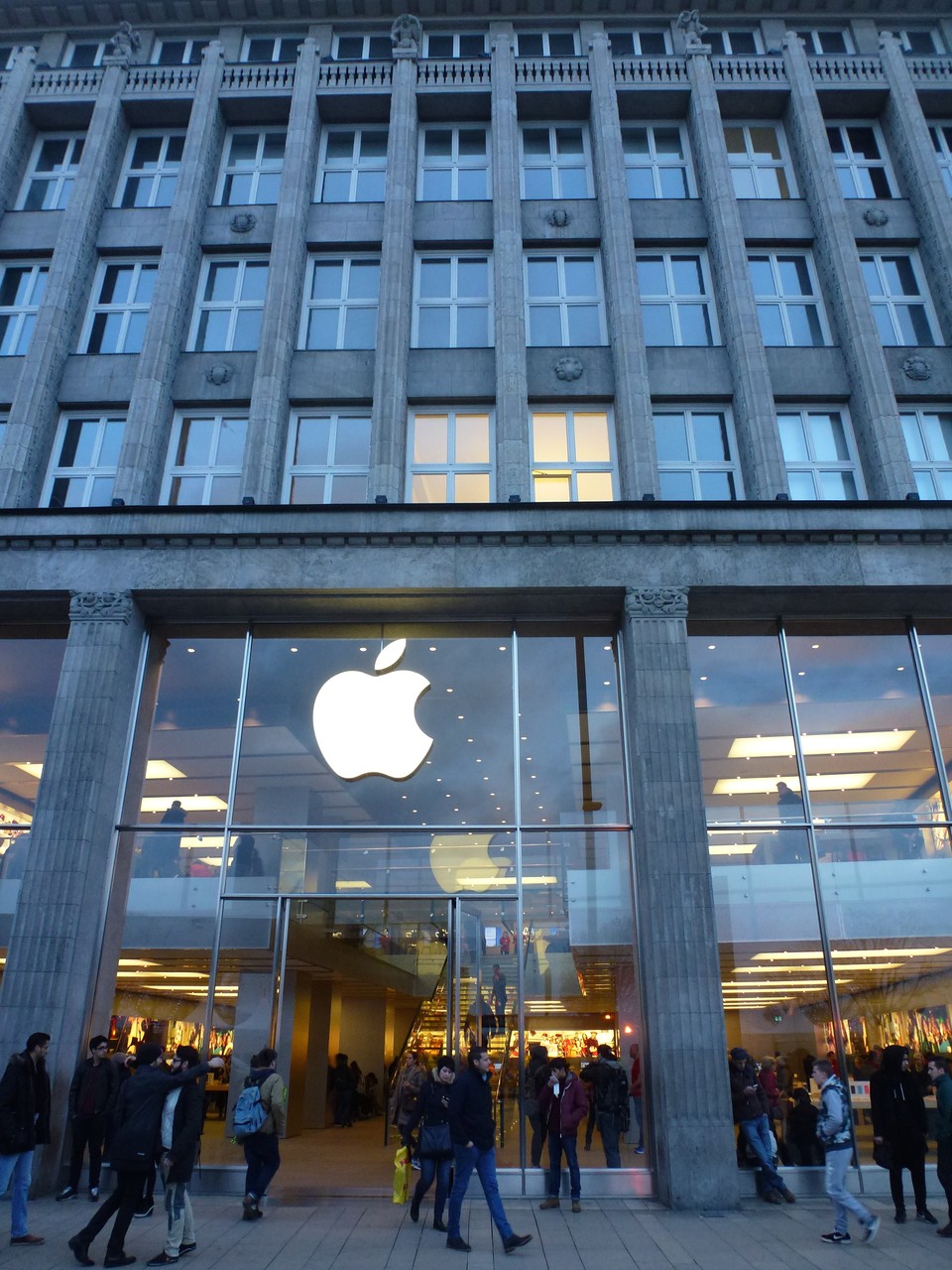 Apple Store am Jungfernstieg