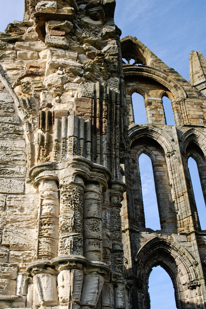 (M)ein Tag am Meer - Whitby Abbey Verfall - Zebraspider DIY Blog