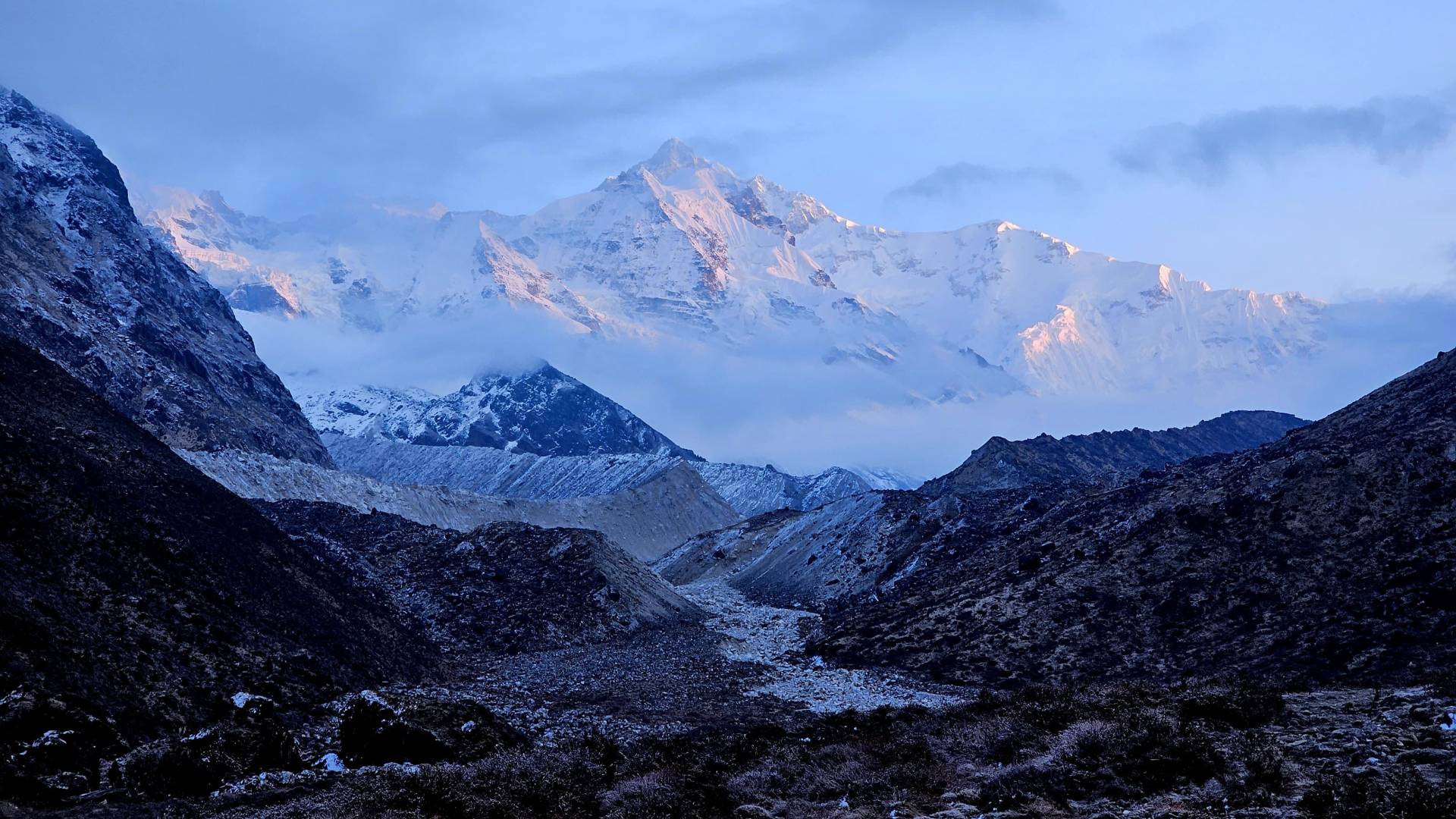 On the Way to Kanchenjunga