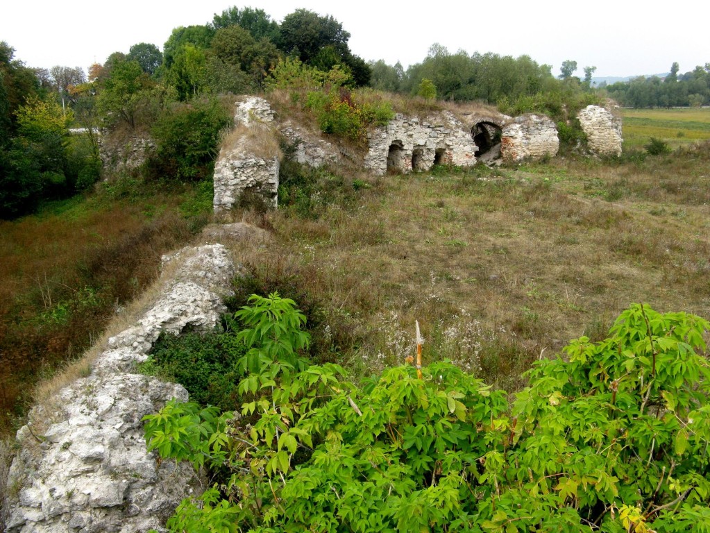 Західна стіна замку