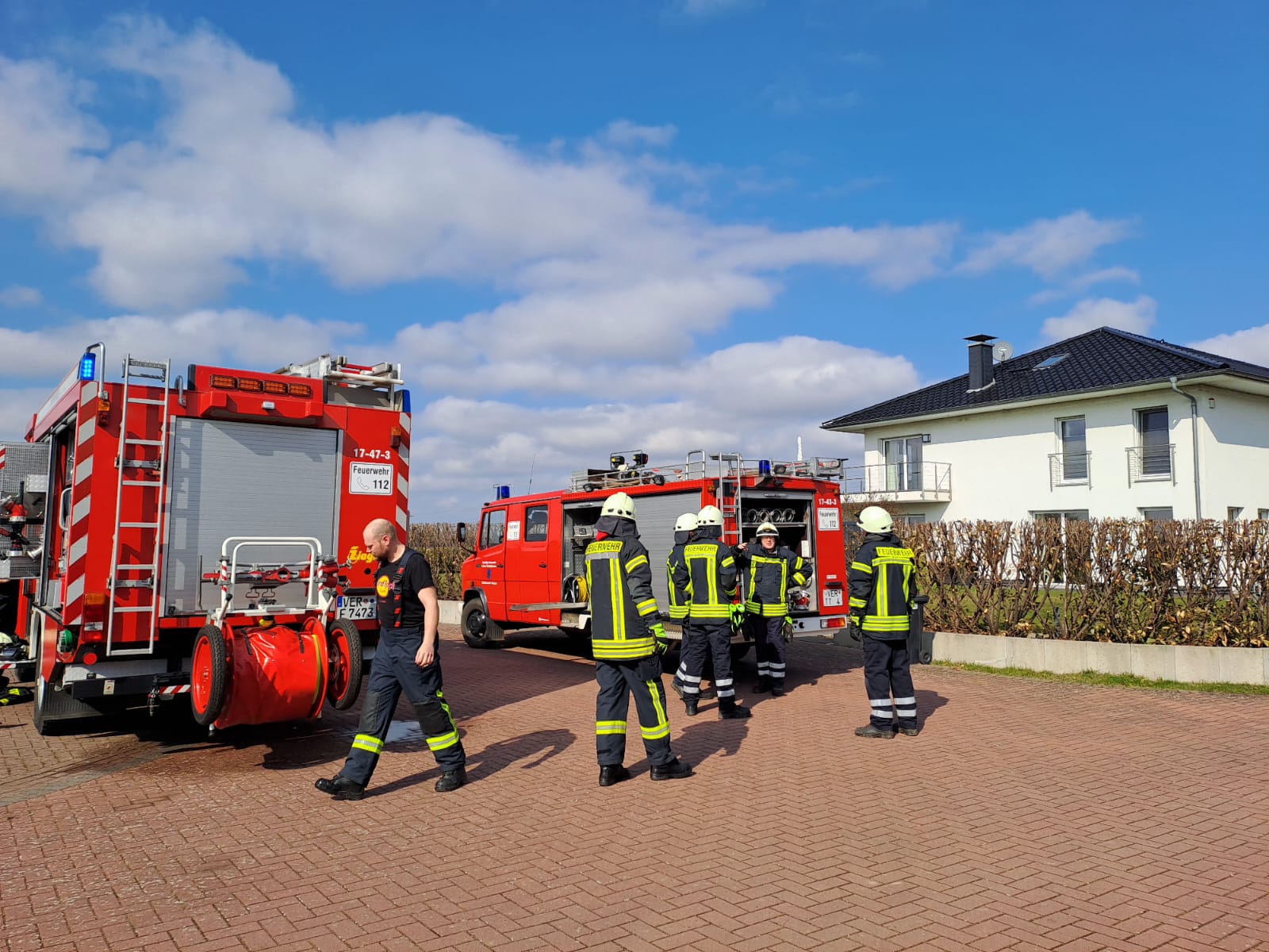 Einsatz: [F2] Brand einer Dunstabzugshaube