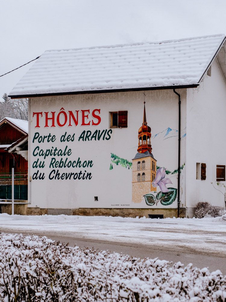 Thônes, Place Avet, Aravis massif, Massif des Aravis, Haute-Savoie, France, Alpes, French Alps, Mountains, Montagnes