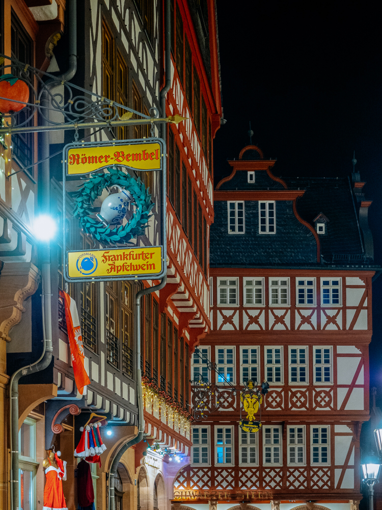 Römer, Römerberg, Frankfurt, Christmas Market, Weihnachtsmarkt, Town Hall, Altstadt, Old Town