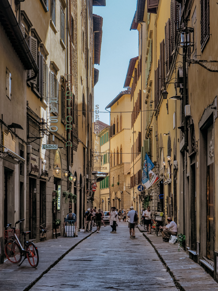 The streets of Florence are all very colorful