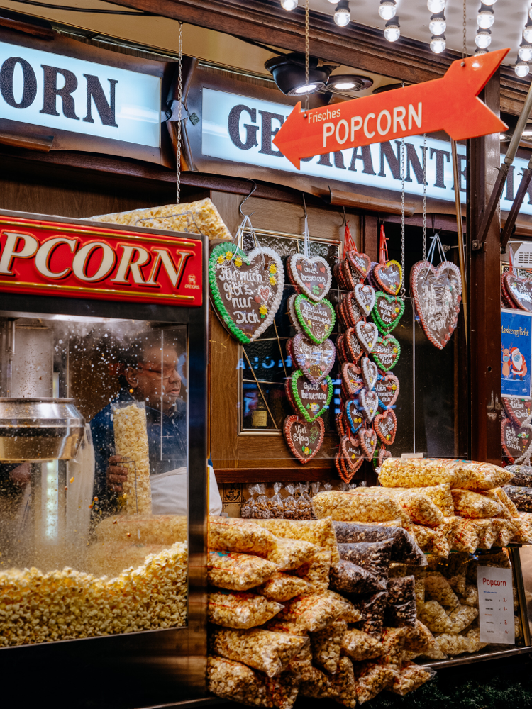 Römer, Römerberg, Frankfurt, Christmas Market, Weihnachtsmarkt, Town Hall, Altstadt, Old Town